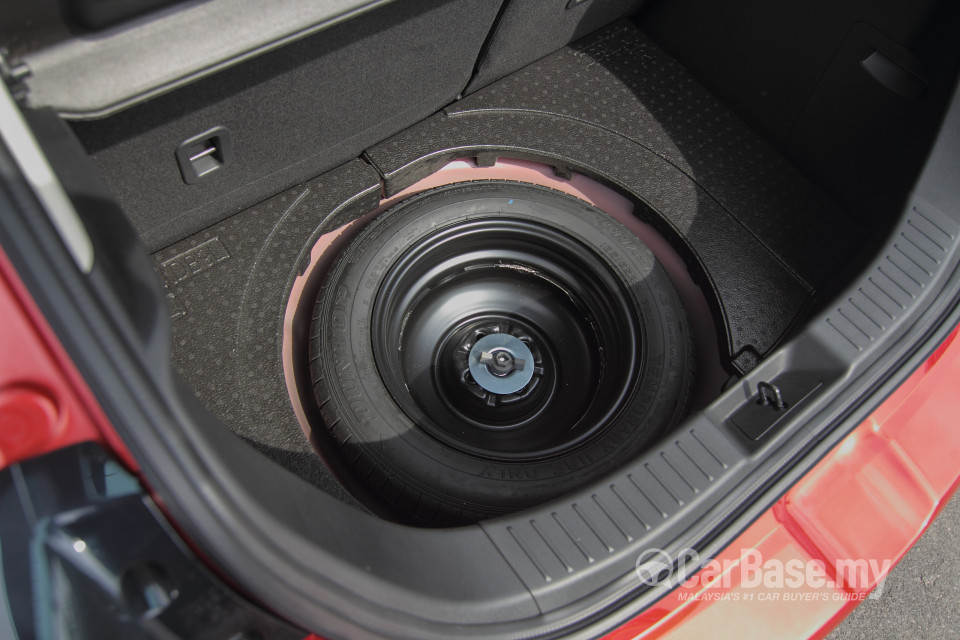 Mazda 2 Hatchback DJ (2015) Interior