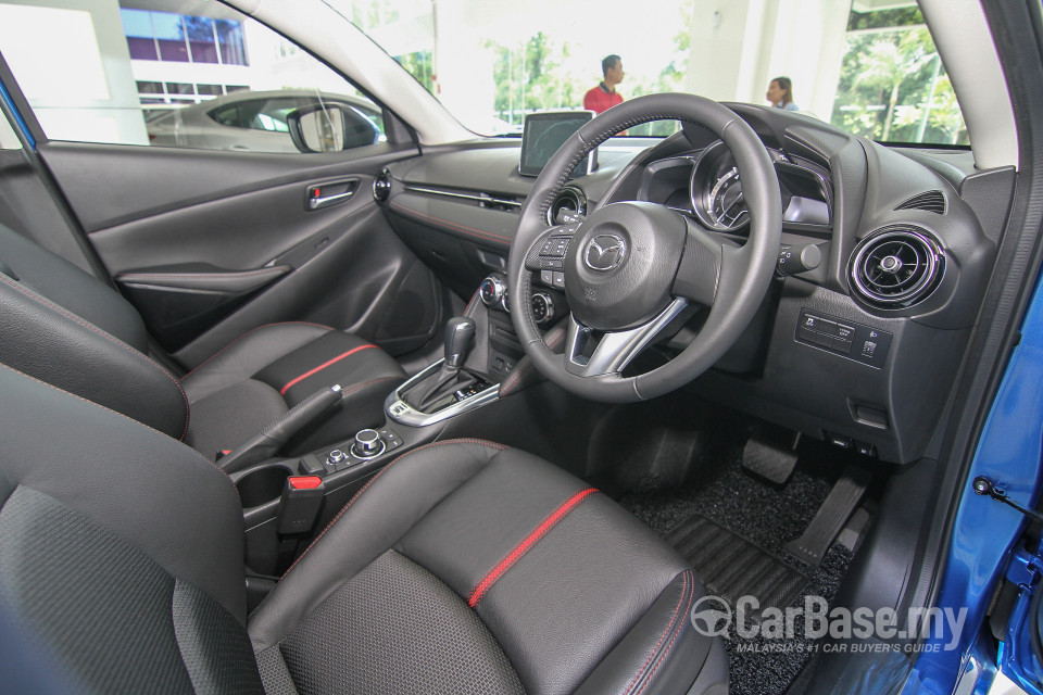 Mazda 2 Hatchback DJ (2015) Interior