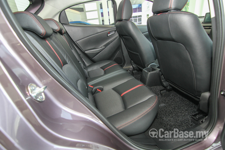 Mazda 2 Hatchback DJ (2015) Interior