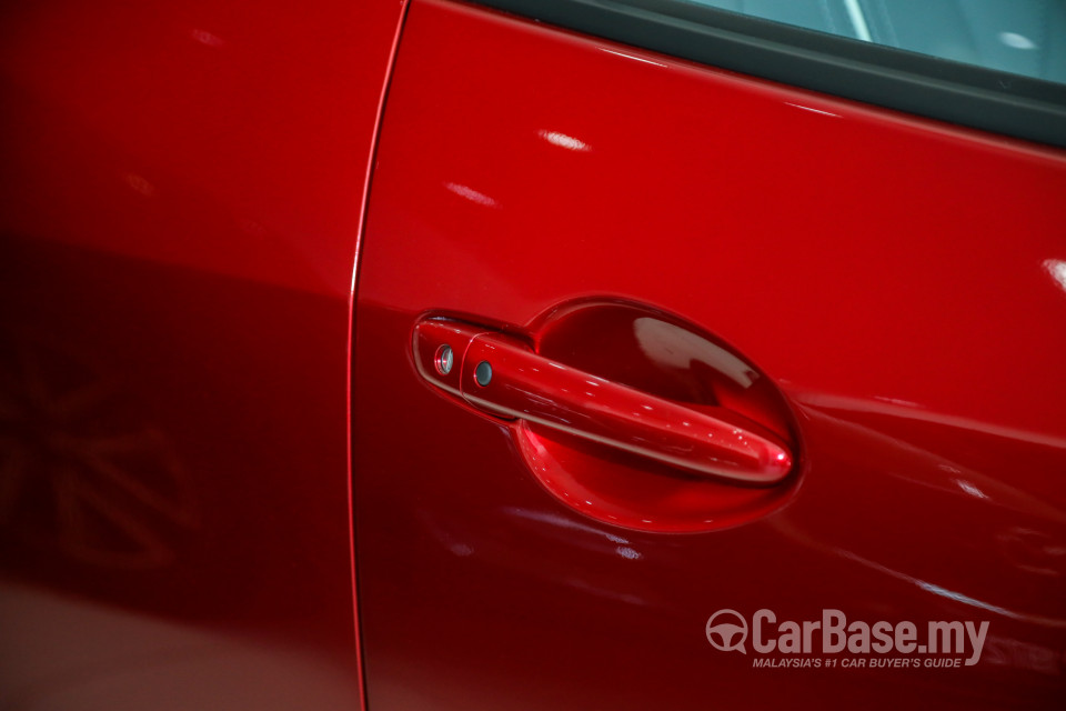 Mazda 2 Hatchback DJ Facelift (2020) Exterior