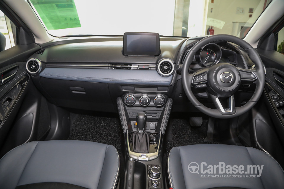 Mazda 2 Hatchback DJ Facelift (2020) Interior
