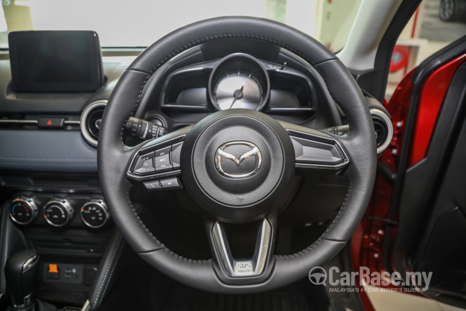 Mazda 2 Hatchback DJ Facelift (2020) Interior