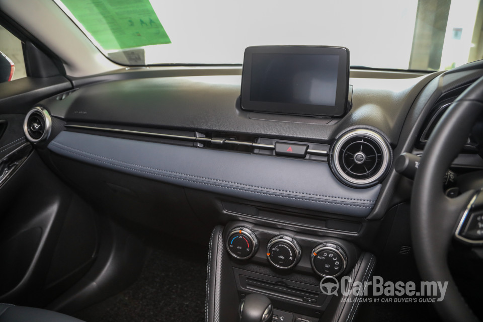 Mazda 2 Hatchback DJ Facelift (2020) Interior