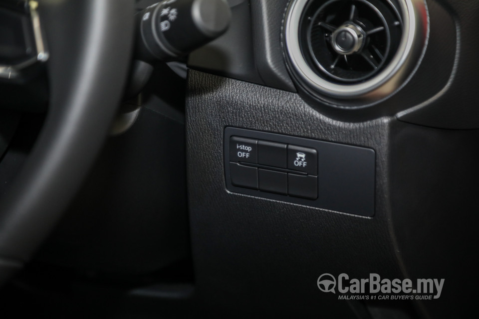 Mazda 2 Hatchback DJ Facelift (2020) Interior