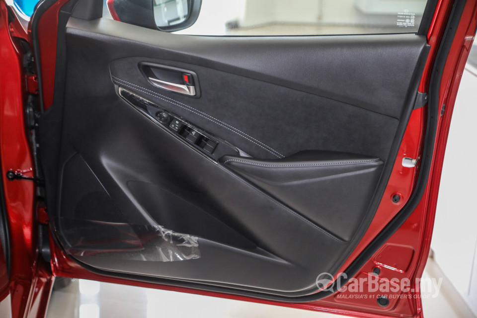 Mazda 2 Hatchback DJ Facelift (2020) Interior