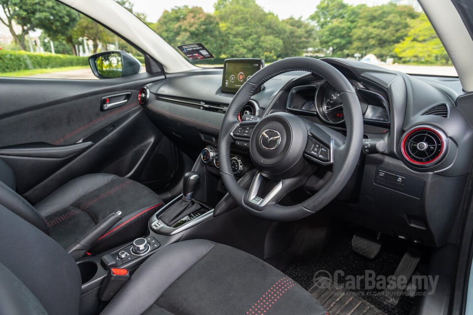 Mazda 2 Hatchback DJ Facelift (2020) Interior