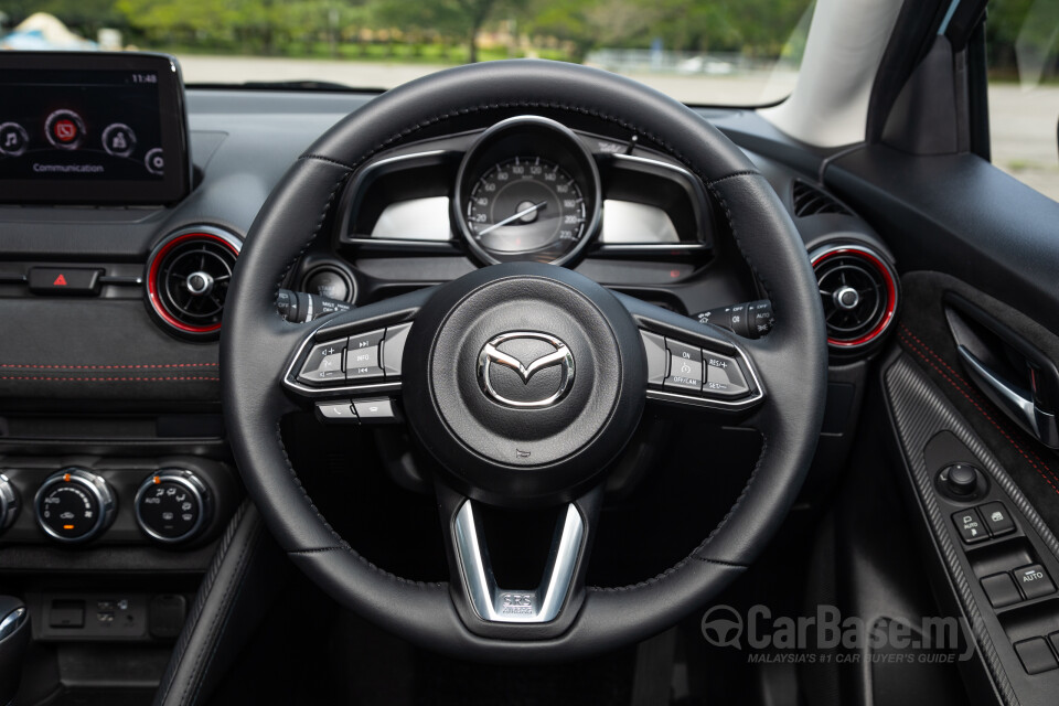 Mazda 2 Hatchback DJ Facelift (2020) Interior