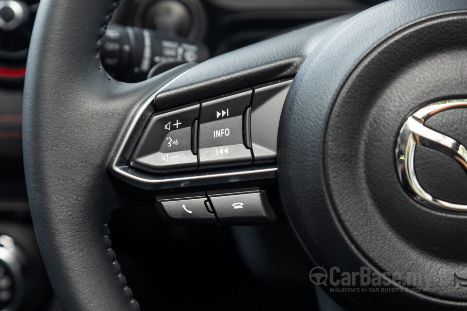 Mazda 2 Hatchback DJ Facelift (2020) Interior