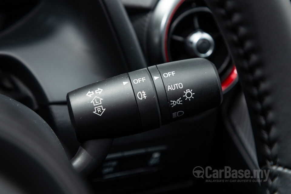 Mazda 2 Hatchback DJ Facelift (2020) Interior