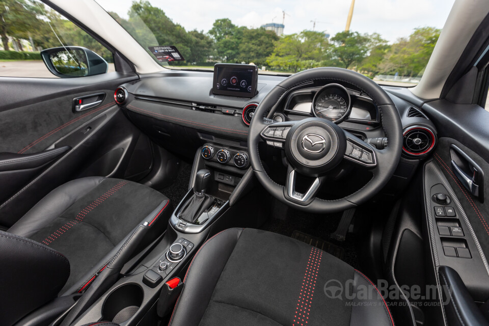 Mazda 2 Hatchback DJ Facelift (2020) Interior