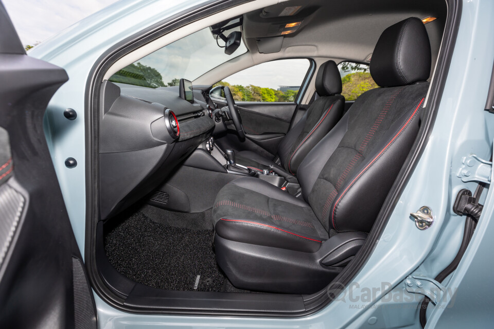 Mazda 2 Hatchback DJ Facelift (2020) Interior