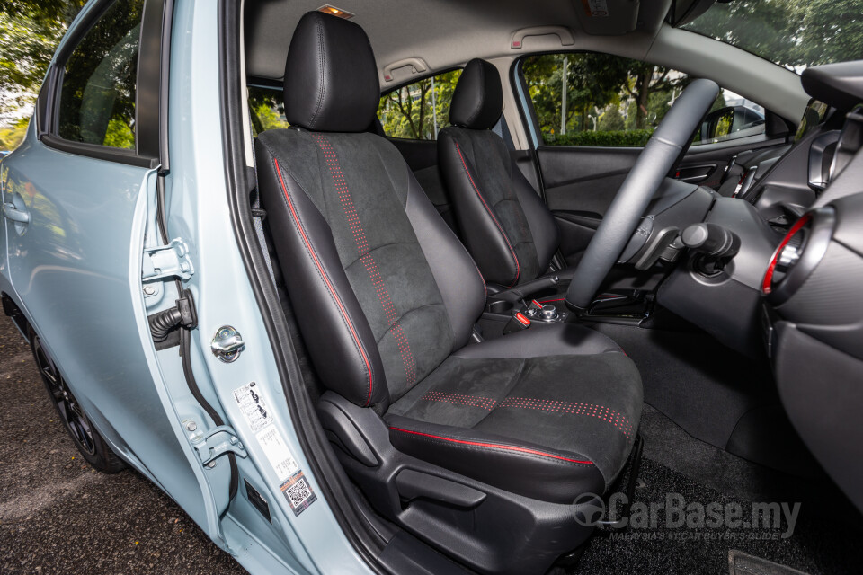 Mazda 2 Hatchback DJ Facelift (2020) Interior