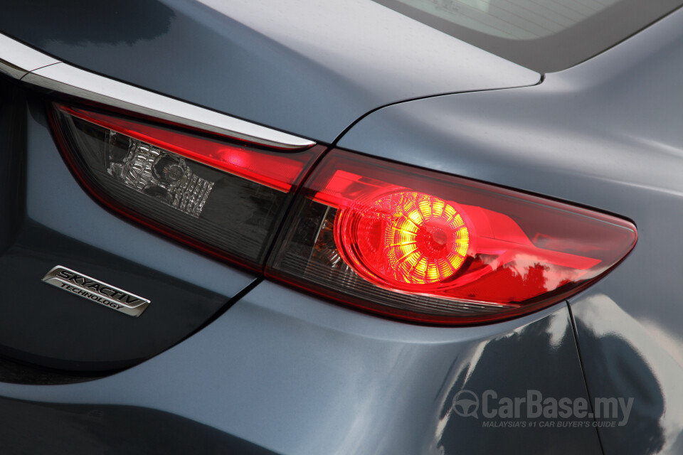 Nissan Grand Livina L11 Facelift (2013) Exterior