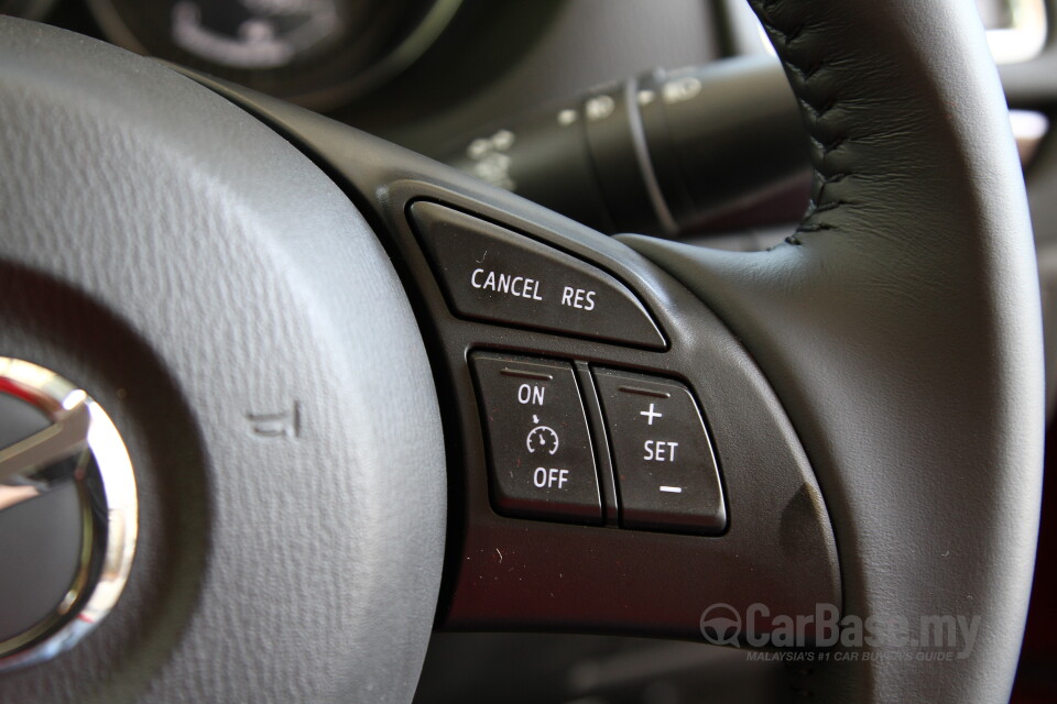 Toyota Innova AN140 (2016) Interior