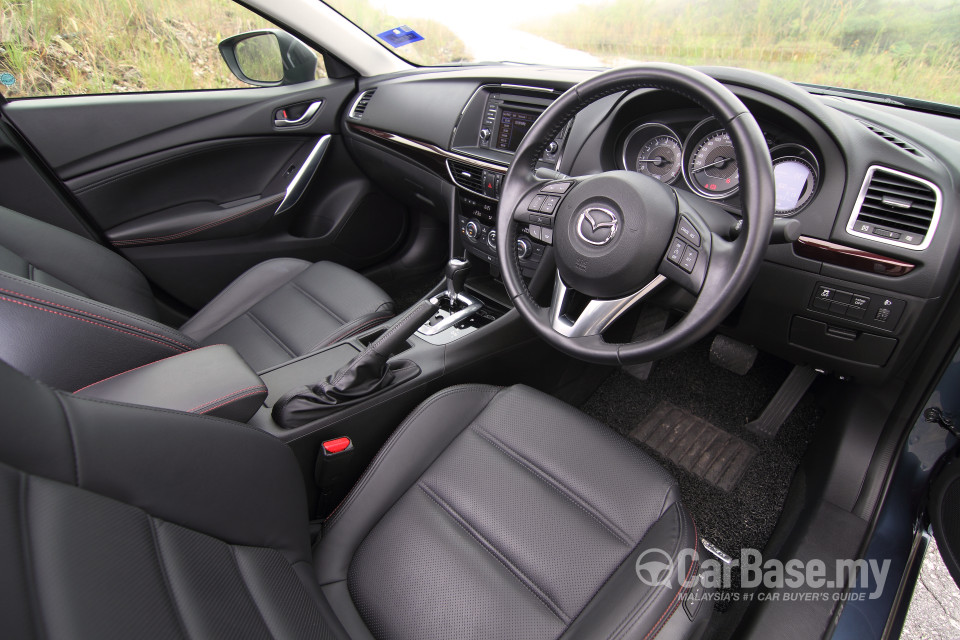 Mazda 6 Sedan GJ (2013) Interior