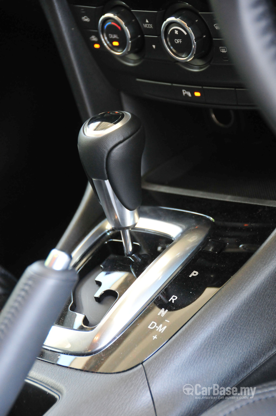 Mazda 6 Sedan GJ (2013) Interior