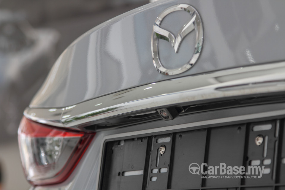 Mazda 6 Sedan GJ Facelift (2015) Exterior
