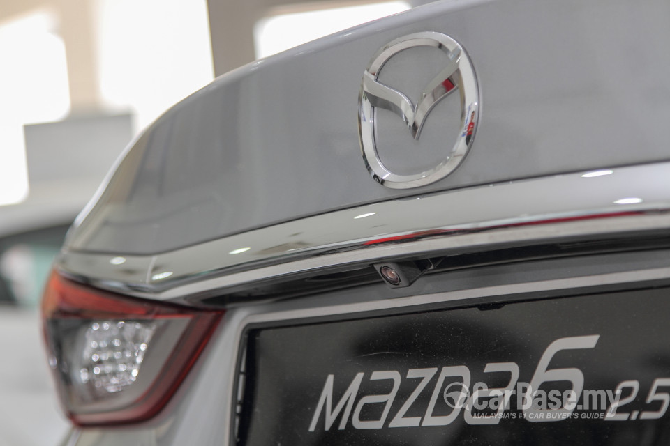 Mazda 6 Sedan GJ Facelift (2015) Exterior