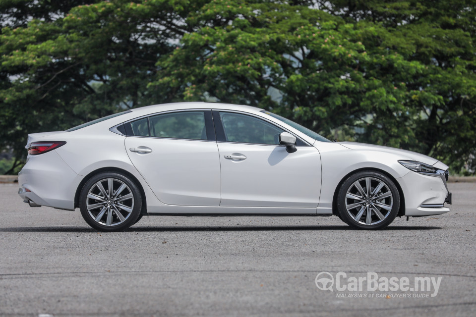 Mazda 6 Sedan GJ Facelift (2015) Exterior