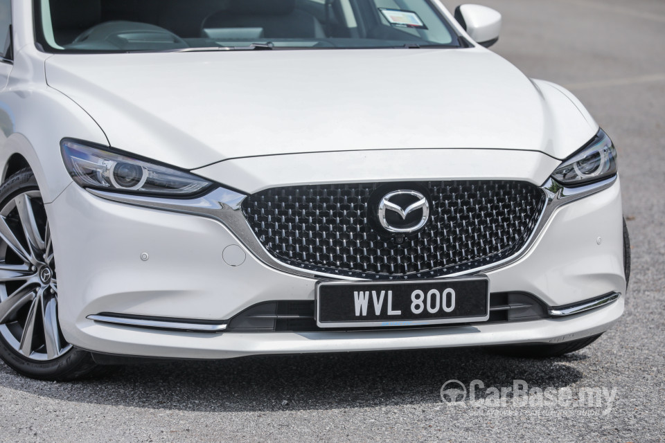 Mazda 6 Sedan GJ Facelift (2015) Exterior