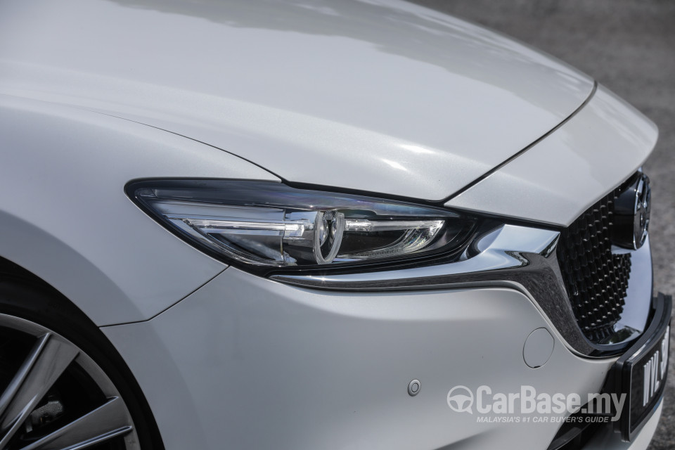 Mazda 6 Sedan GJ Facelift (2015) Exterior
