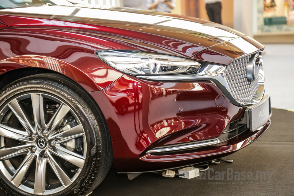 Mazda 6 Sedan GJ Facelift (2015) Exterior