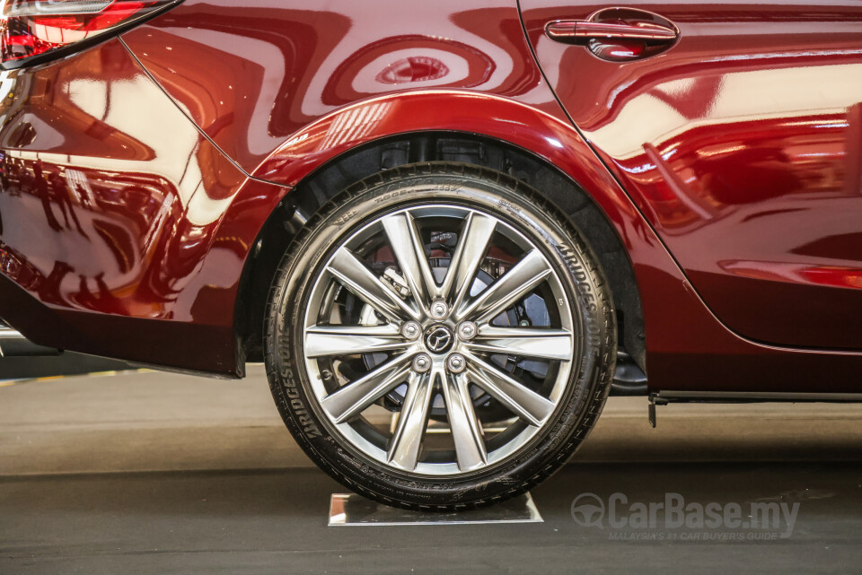 Mazda 6 Sedan GJ Facelift (2015) Exterior