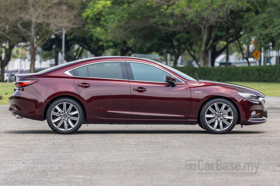 Mazda 6 Sedan GJ Facelift (2015) Exterior