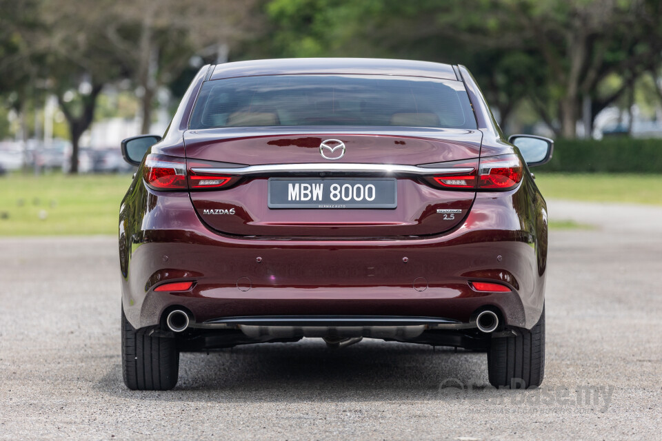 Mazda 6 Sedan GJ Facelift (2015) Exterior