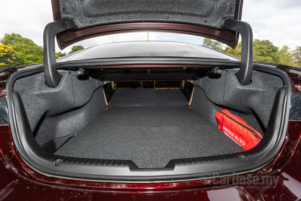 Mazda 6 Sedan GJ Facelift (2015) Interior