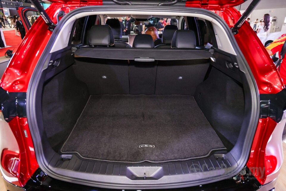 Mazda CX-5 KM (2026) Interior