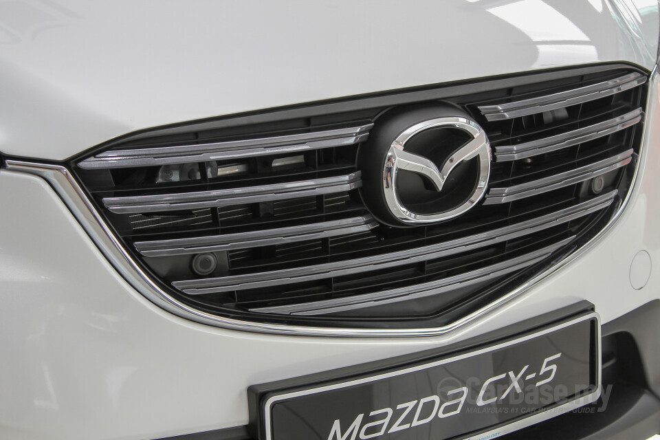 Toyota Camry XV70 Facelift (2022) Exterior