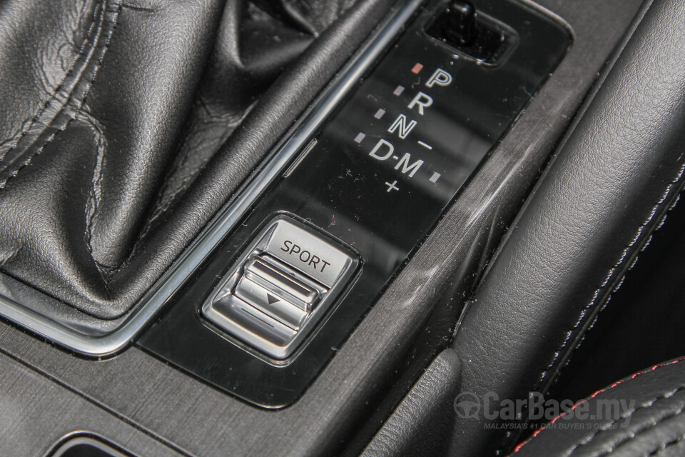 Toyota Camry XV70 Facelift (2022) Interior