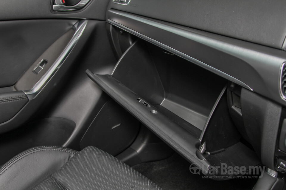 Toyota Camry XV70 Facelift (2022) Interior