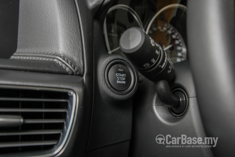 Mazda CX-5 Mk1 Facelift (2015) Interior