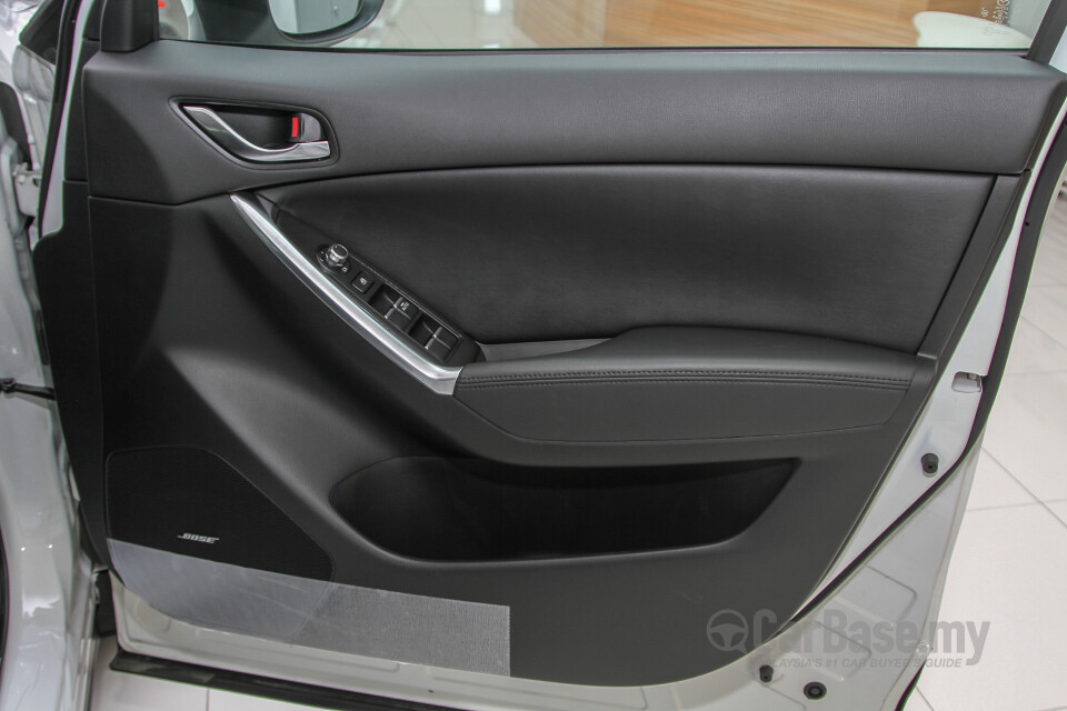 Proton Exora Mk1 RC (2019) Interior