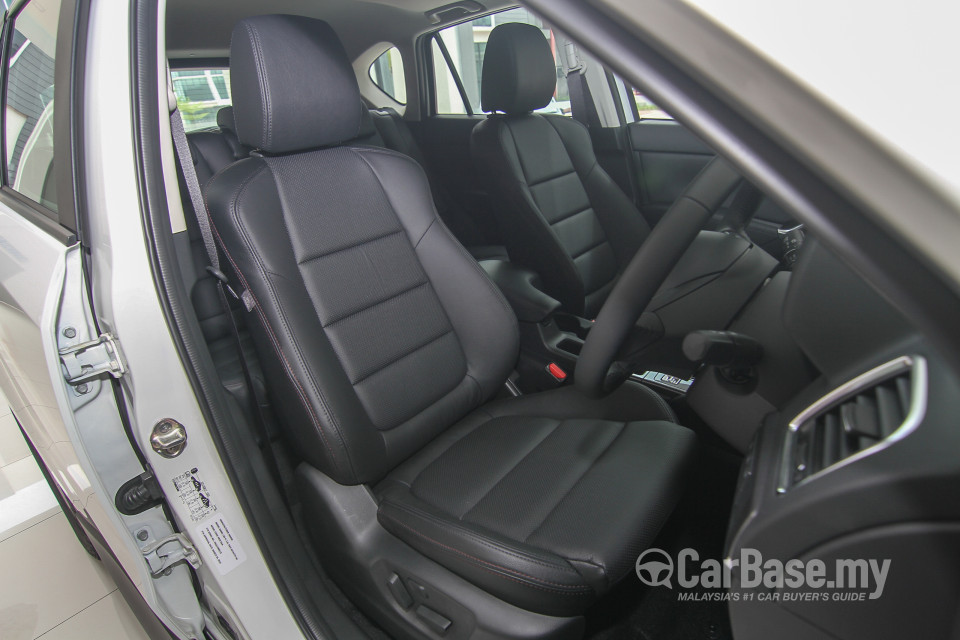 Mazda CX-5 Mk1 Facelift (2015) Interior