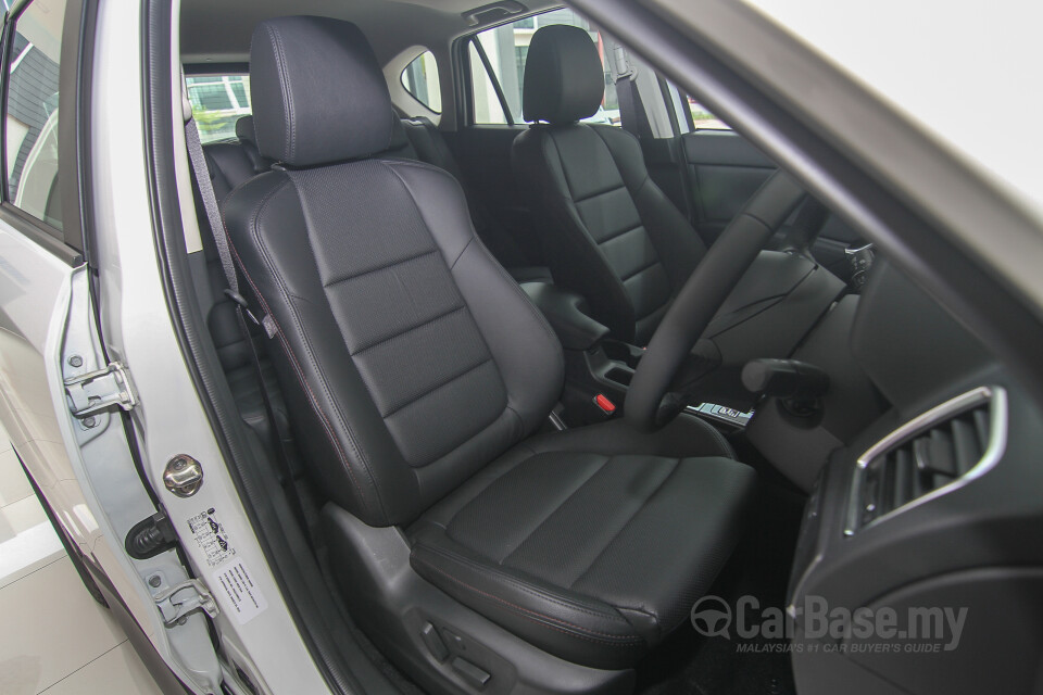 Toyota Camry XV70 Facelift (2022) Interior