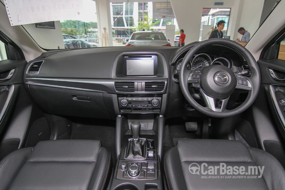 Mazda CX-5 Mk1 Facelift (2015) Interior