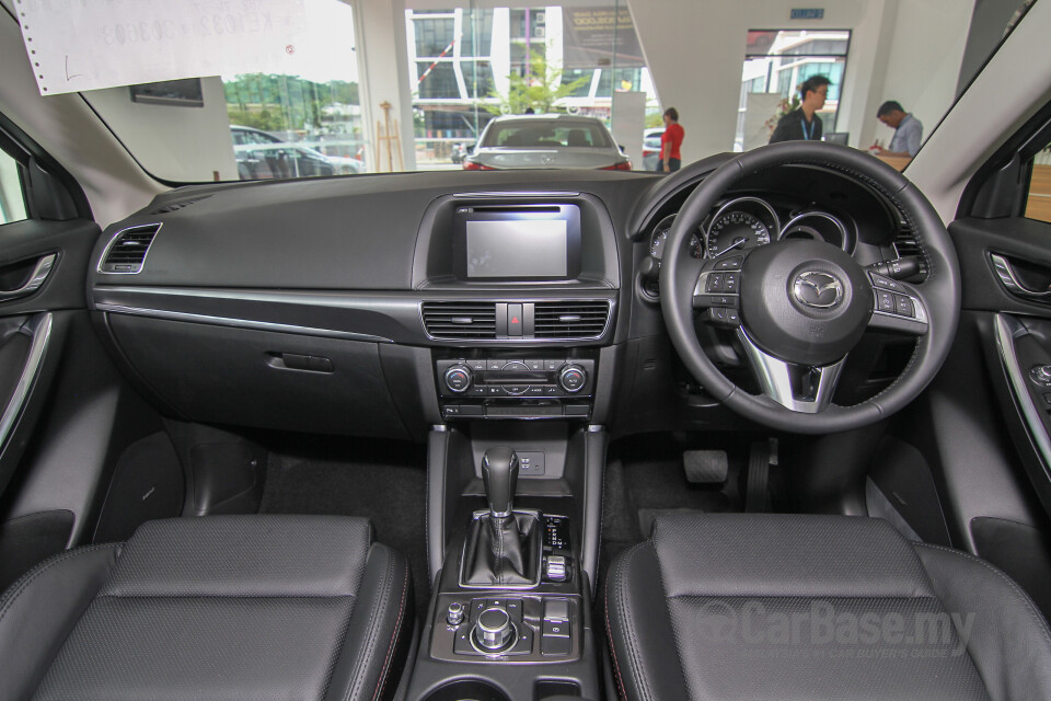Toyota Camry XV70 Facelift (2022) Interior