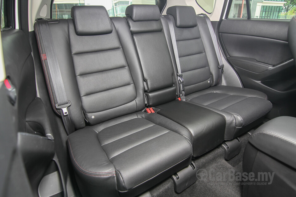 Toyota Camry XV70 Facelift (2022) Interior