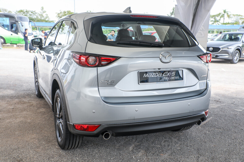 Proton Exora Mk1 RC (2019) Exterior