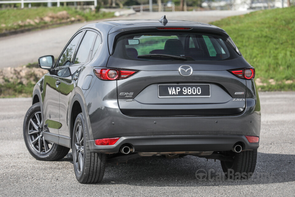 Subaru Outback BN (2015) Exterior