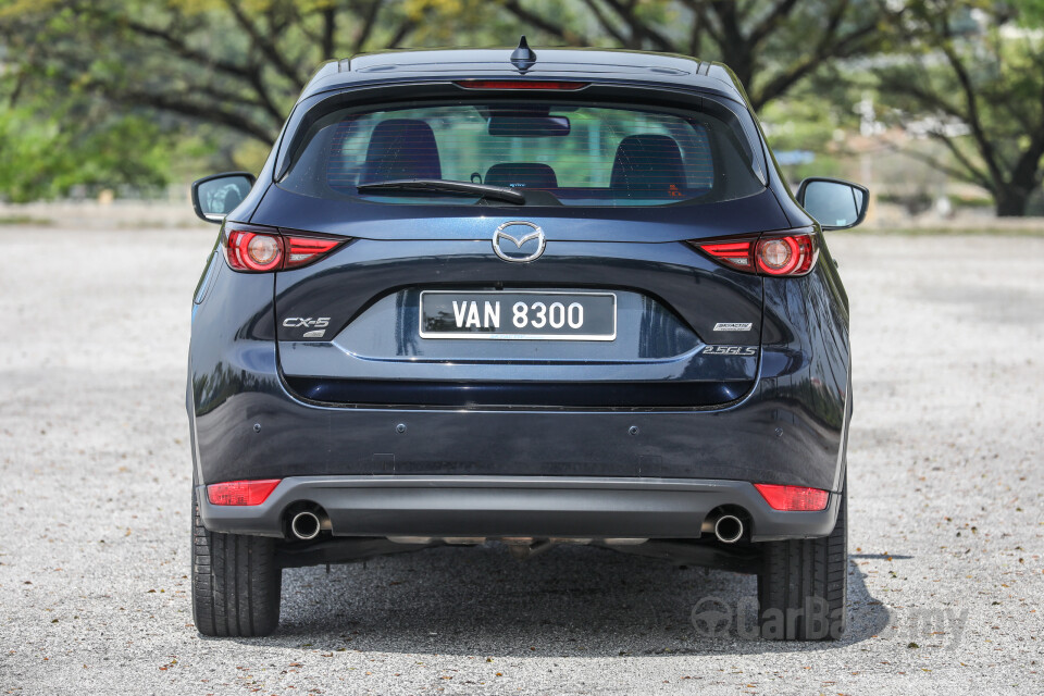 Subaru Outback BN (2015) Exterior