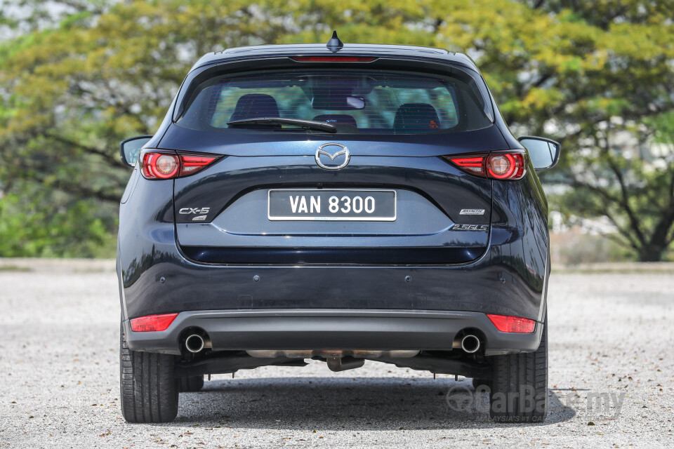 Perodua Aruz D38L (2019) Exterior