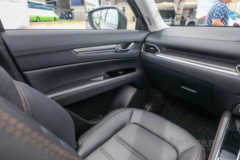 Audi Q5 FY (2019) Interior