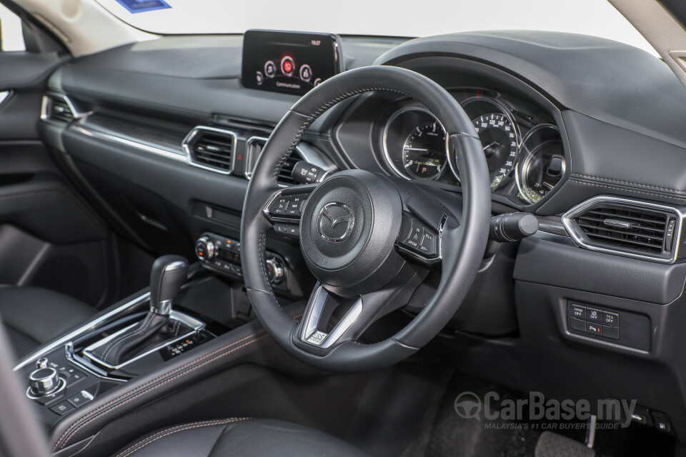 Perodua Aruz D38L (2019) Interior