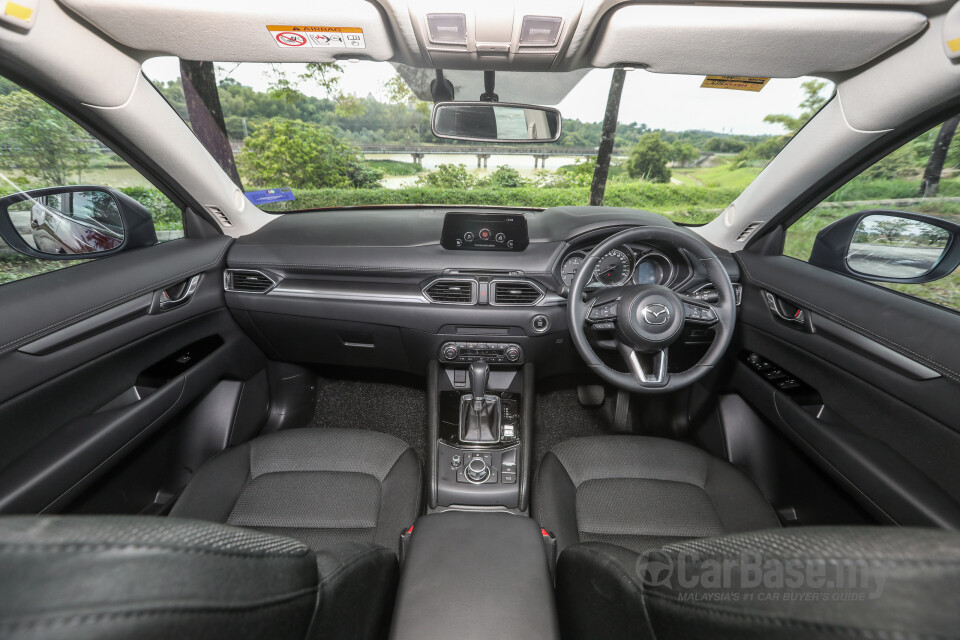 Toyota Hilux Revo N80 (2016) Interior