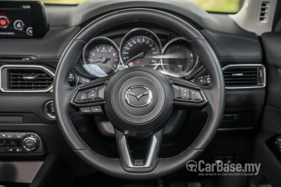 Mazda CX-5 KF (2017) Interior