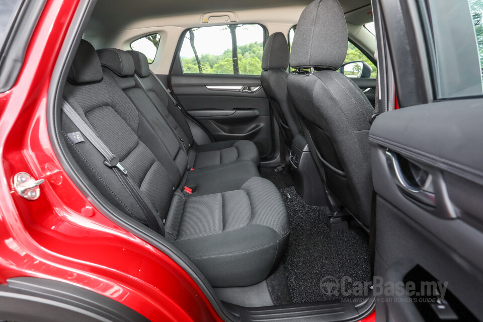 Perodua Aruz D38L (2019) Interior